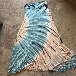 Strapless midi dress or maxi skirt